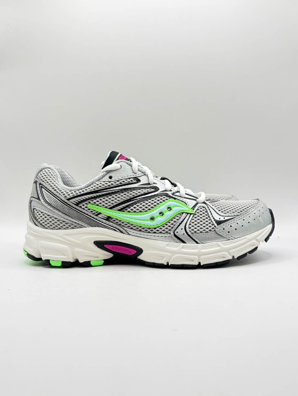 Saucony Originals Ride Millennium sneakers in Mist/Mantis 7.5 Women New